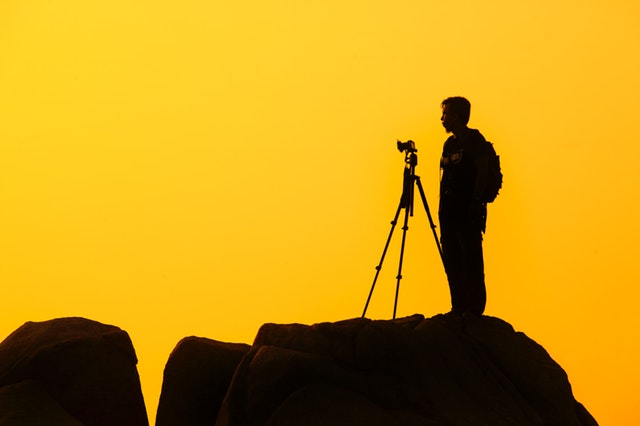 landscape-rocks-photographer-yellow